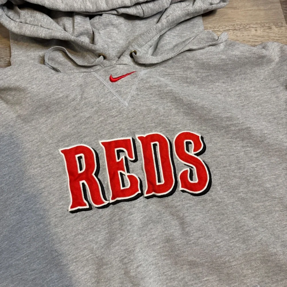 Nike Center Swoosh Cincinnati Reds MLB Hoodie Gray Embroidered Sweatshirt Men XL